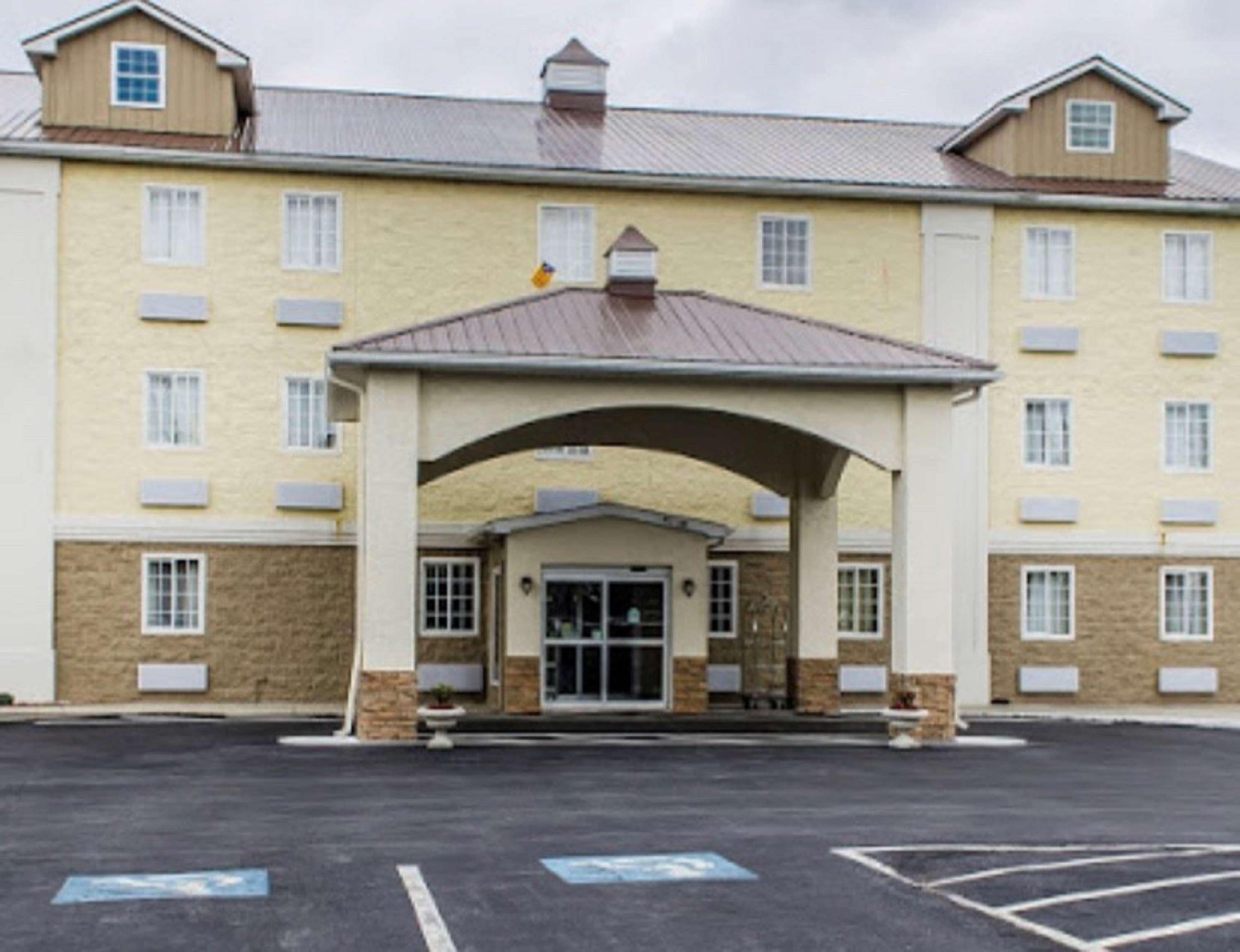 Surestay Plus By Best Western Jonestown Lebanon Valley المظهر الخارجي الصورة
